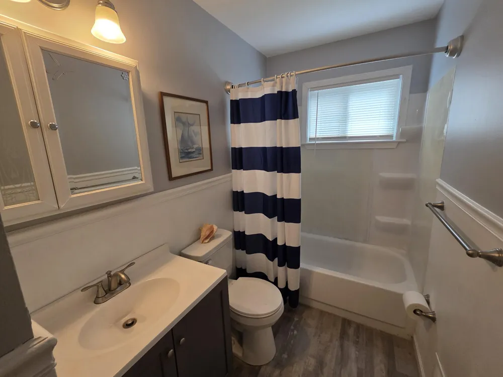27041 Brettonwoods Street Madison Heights City, MI 48071