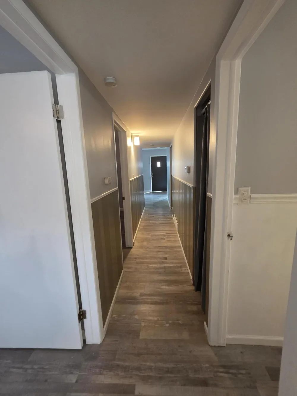 27041 Brettonwoods Street Madison Heights City, MI 48071