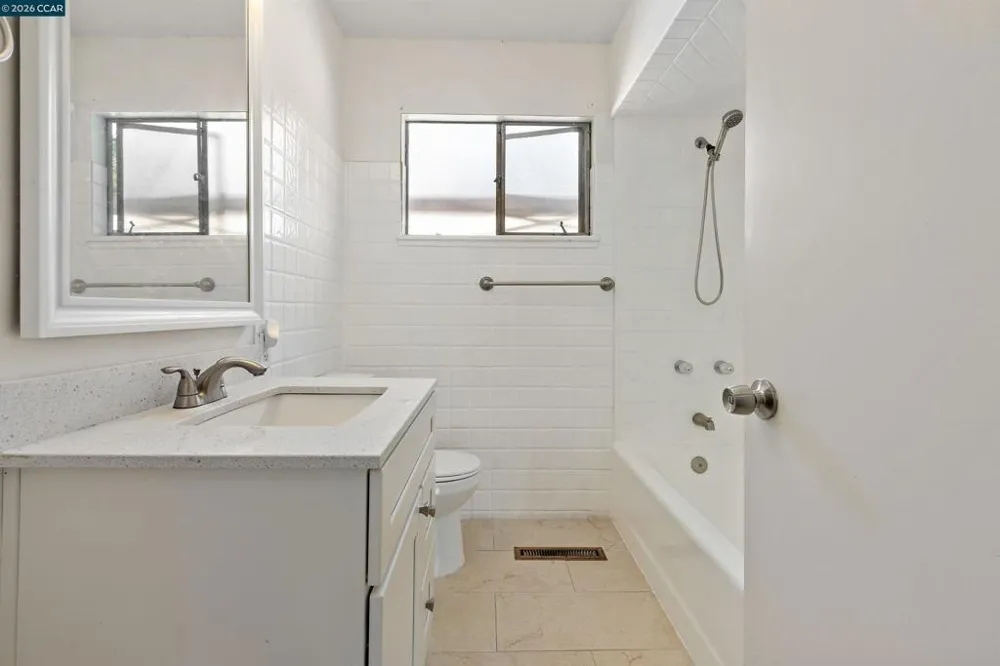544 Camino Alto Vallejo, CA 94590
