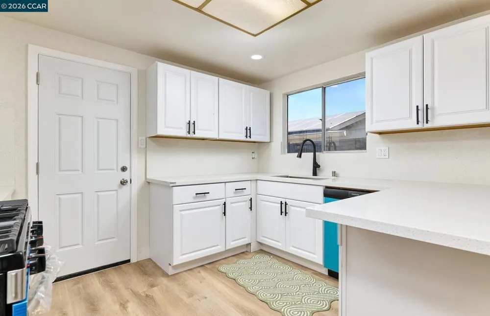 2117 Lopez Dr Antioch, CA 94509