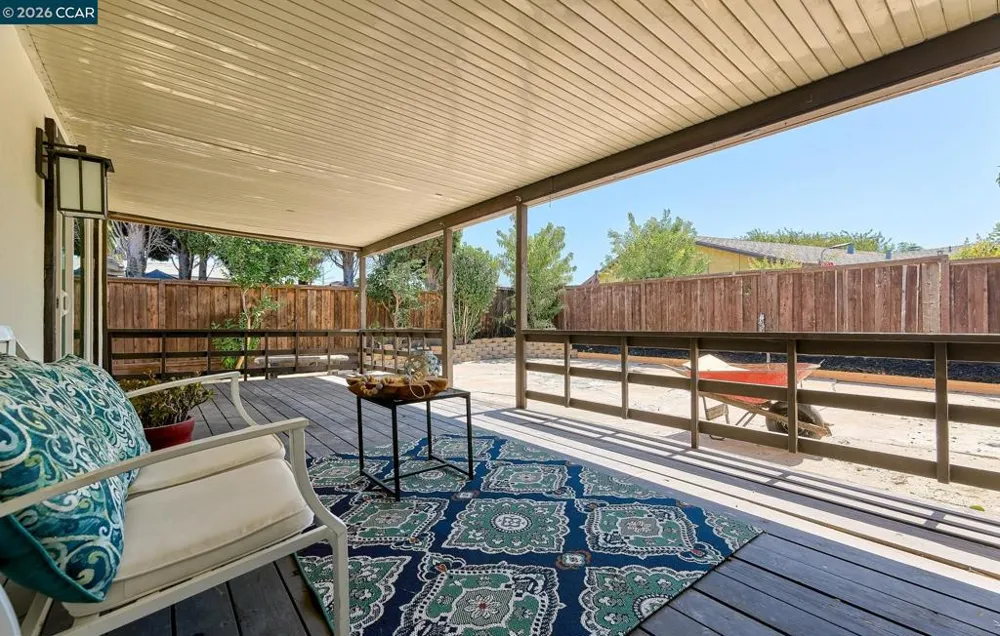 2117 Lopez Dr Antioch, CA 94509