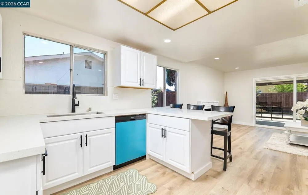 2117 Lopez Dr Antioch, CA 94509