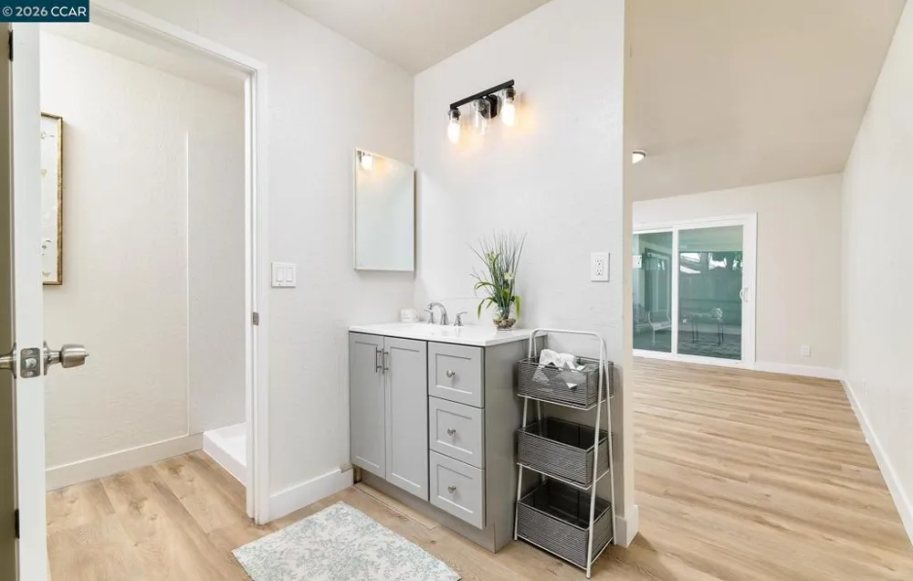 2117 Lopez Dr Antioch, CA 94509