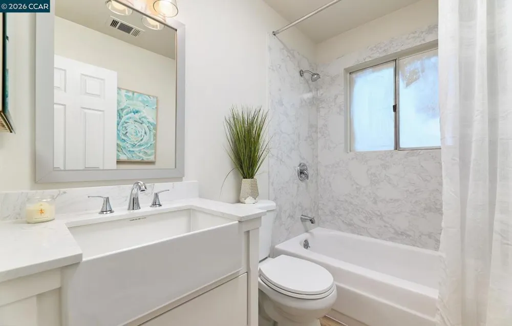 2117 Lopez Dr Antioch, CA 94509