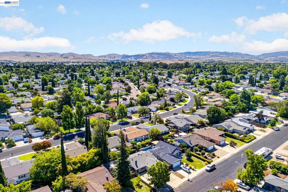 646 Joyce Street Livermore, CA 94550