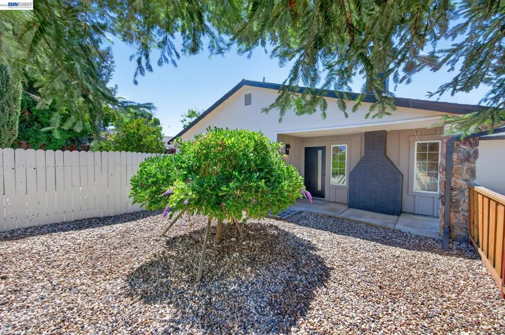 646 Joyce Street Livermore, CA 94550