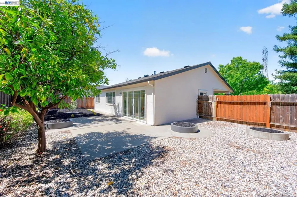 646 Joyce Street Livermore, CA 94550