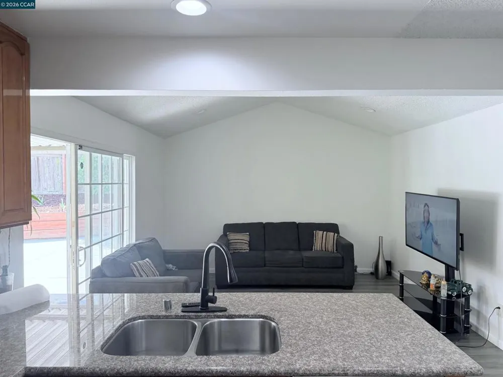 1131 Langlie Ct Rodeo, CA 94572