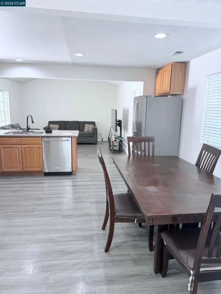 1131 Langlie Ct Rodeo, CA 94572
