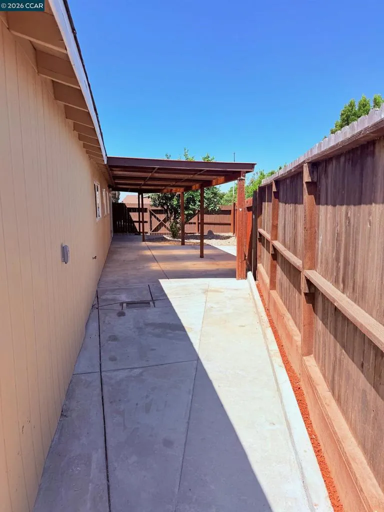 1131 Langlie Ct Rodeo, CA 94572