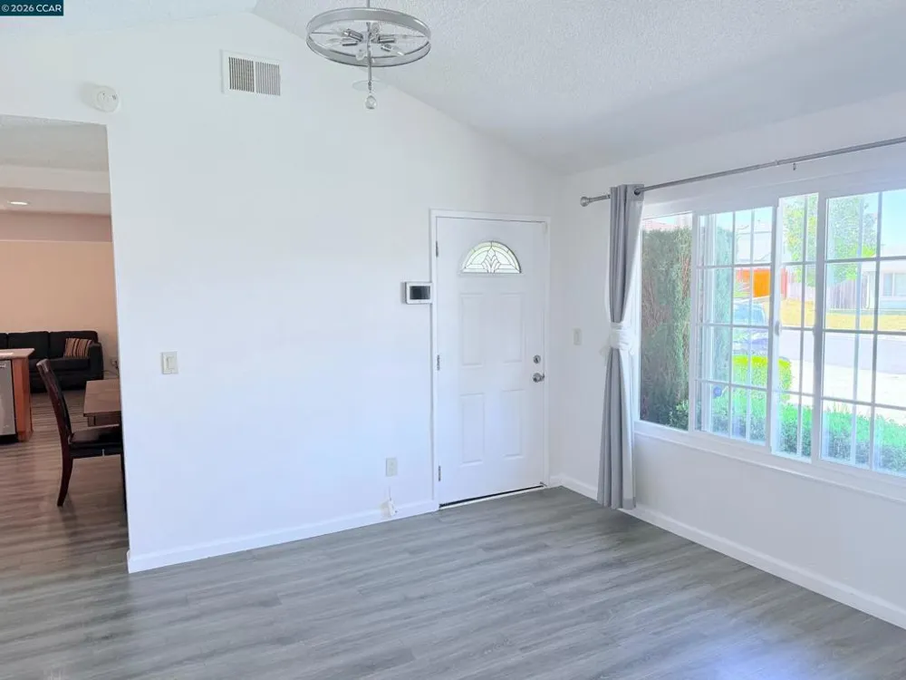 1131 Langlie Ct Rodeo, CA 94572