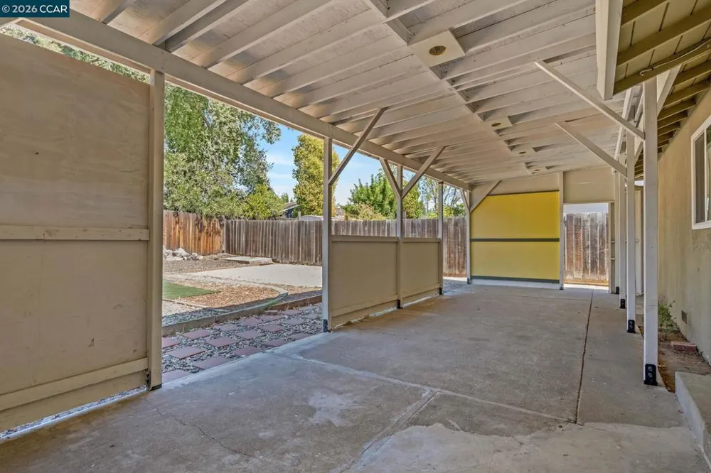 3411 Clayburn Rd Antioch, CA 94509