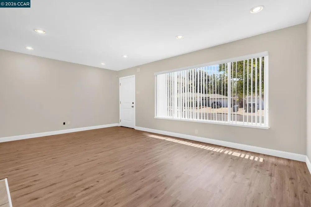3411 Clayburn Rd Antioch, CA 94509