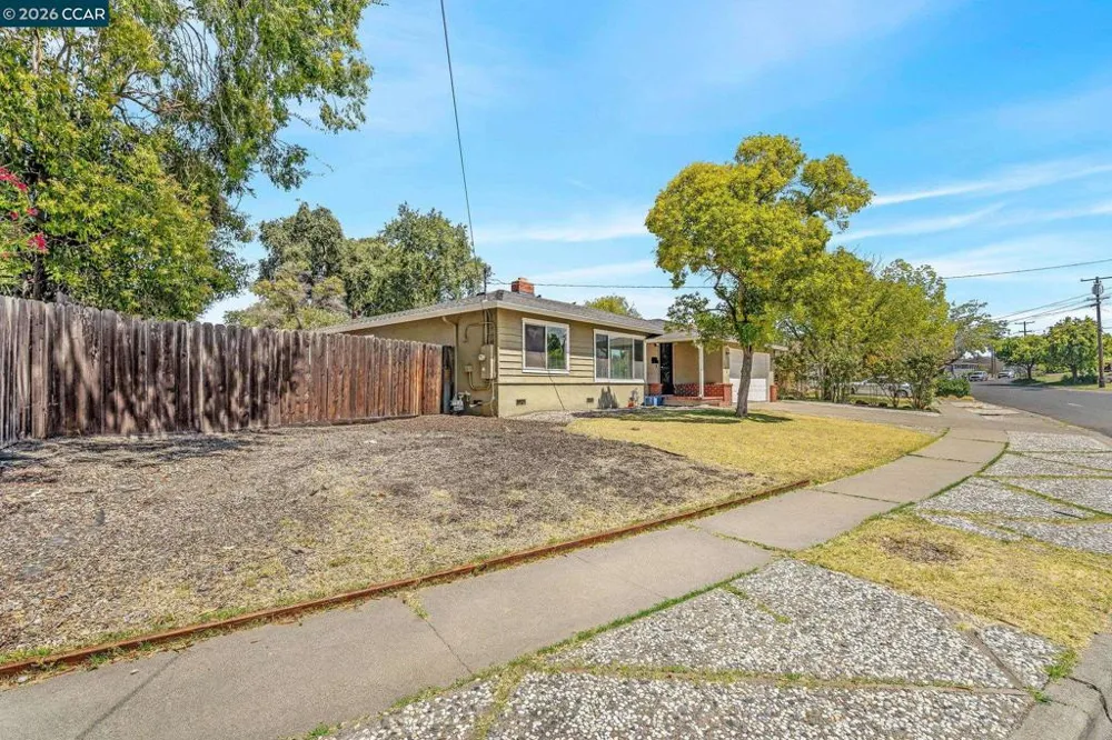 3411 Clayburn Rd Antioch, CA 94509