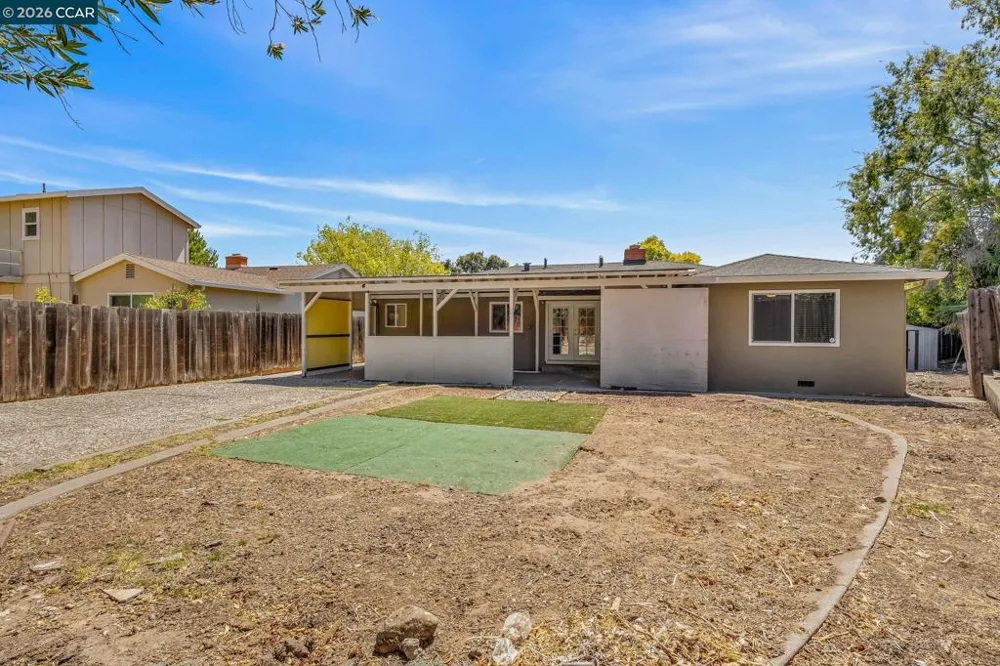 3411 Clayburn Rd Antioch, CA 94509