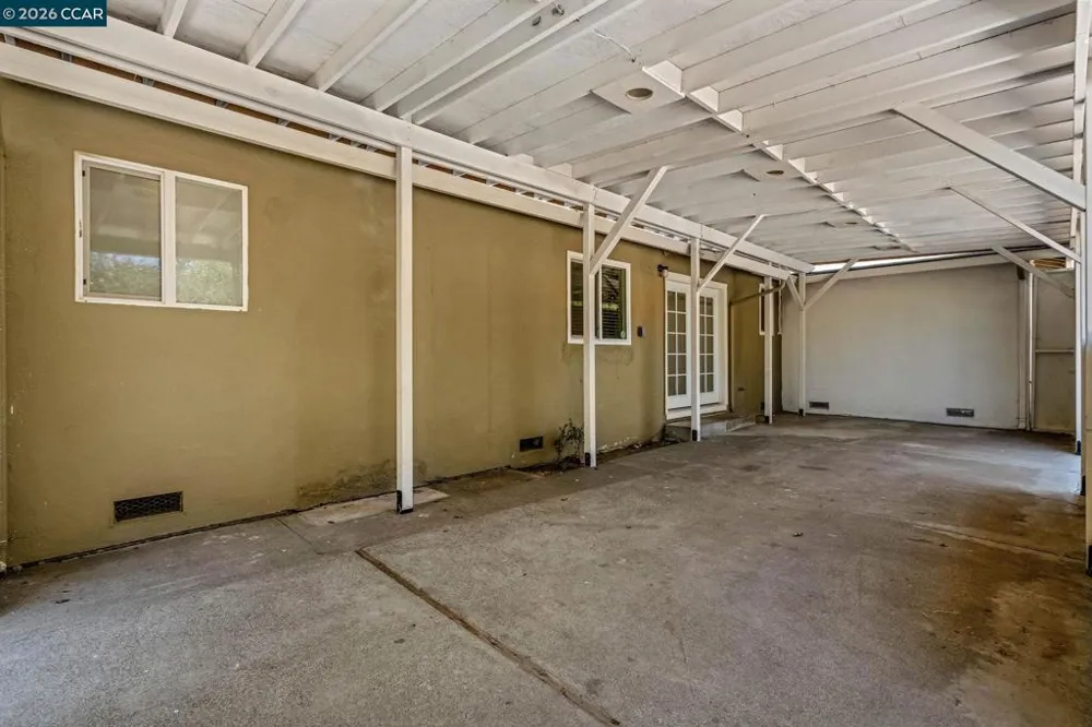 3411 Clayburn Rd Antioch, CA 94509