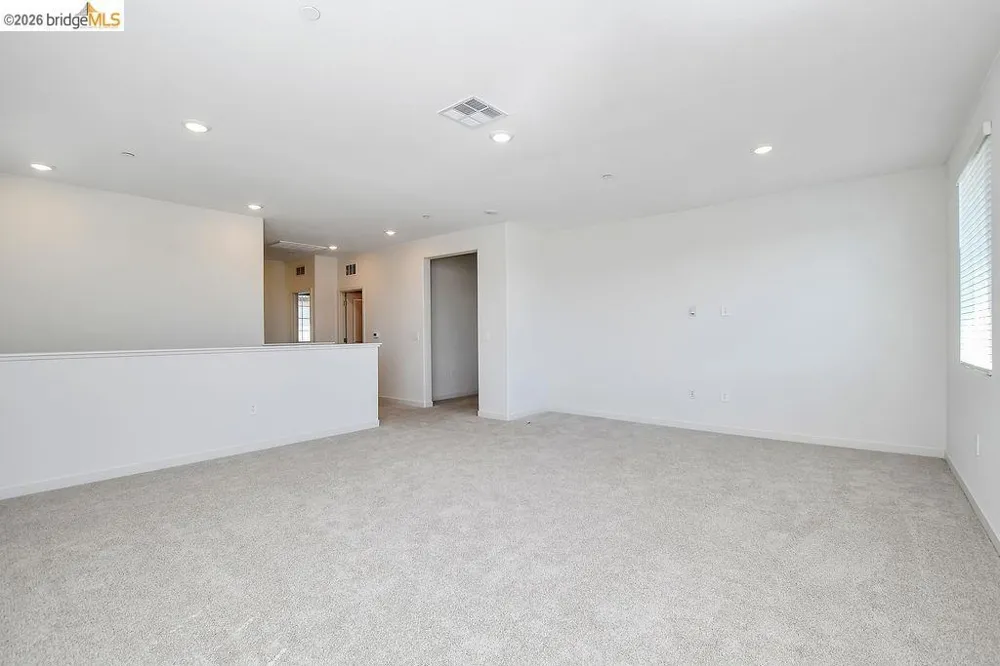 516 Spruce Way Oakley, CA 94561