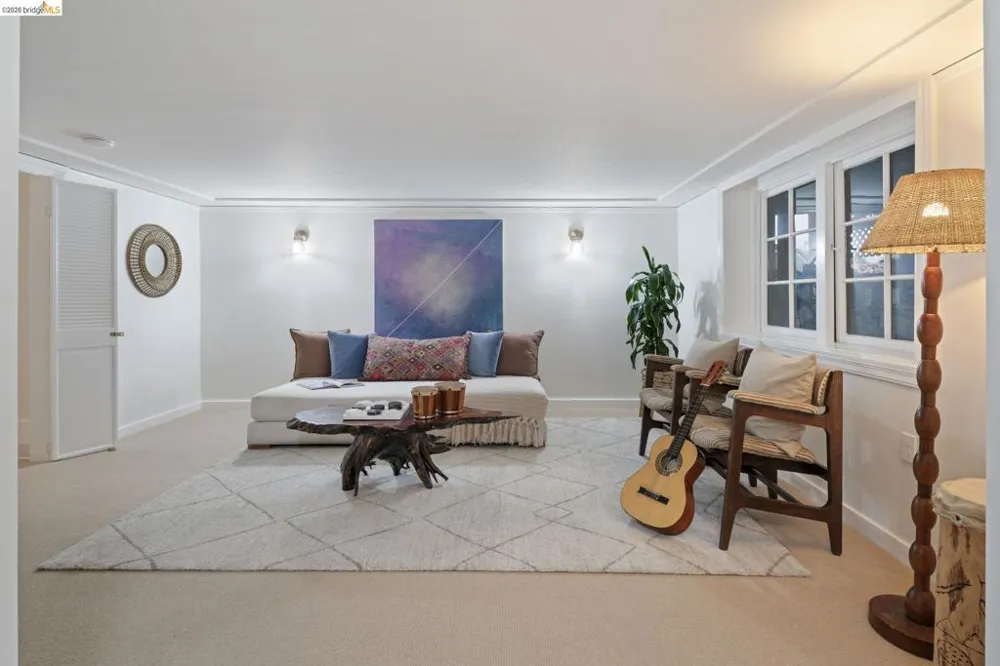 330 Wildwood Avenue Piedmont, CA 94611