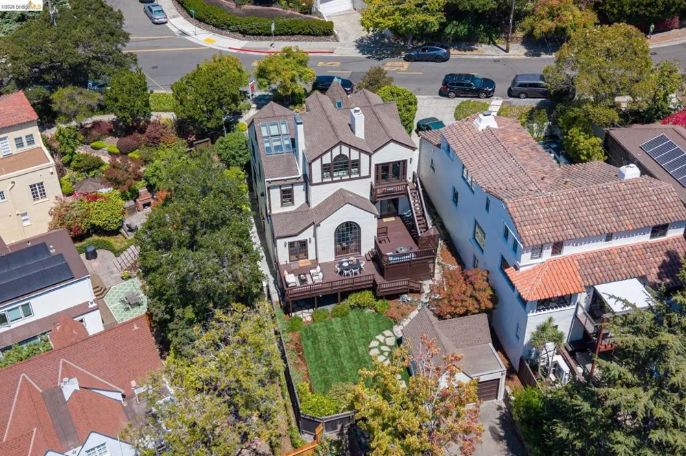 330 Wildwood Avenue Piedmont, CA 94611