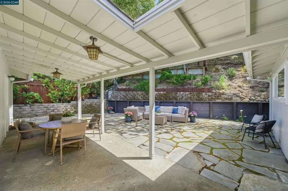 157 Shuey Dr Moraga, CA 94556