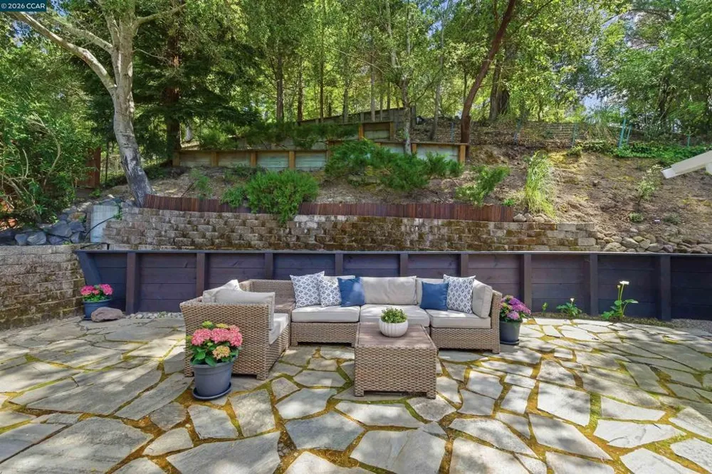 157 Shuey Dr Moraga, CA 94556