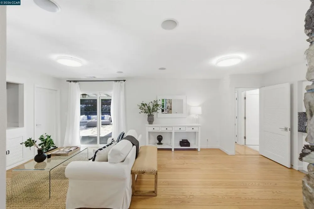 157 Shuey Dr Moraga, CA 94556