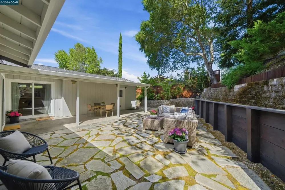 157 Shuey Dr Moraga, CA 94556