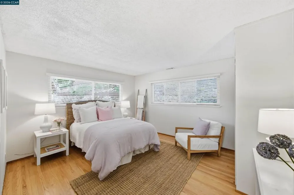 157 Shuey Dr Moraga, CA 94556