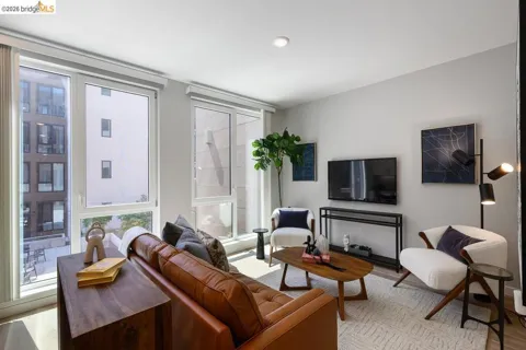 260 Brooklyn Basin Way #425