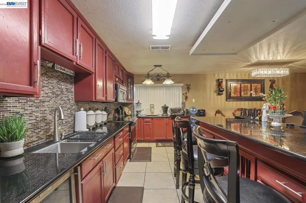 1427 Snyder St Manteca, CA 95336