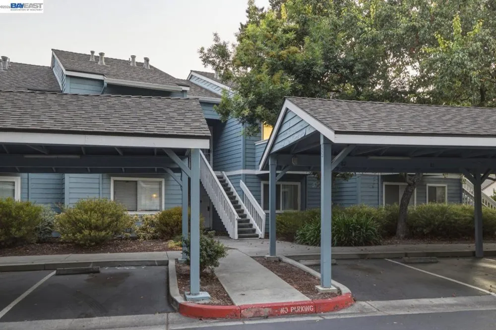 1511 Four Oaks Cir San Jose, CA 95131
