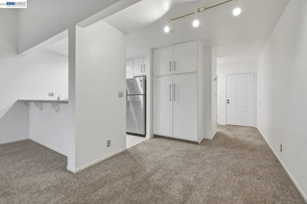 1511 Four Oaks Cir San Jose, CA 95131