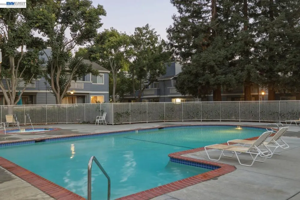 1511 Four Oaks Cir San Jose, CA 95131
