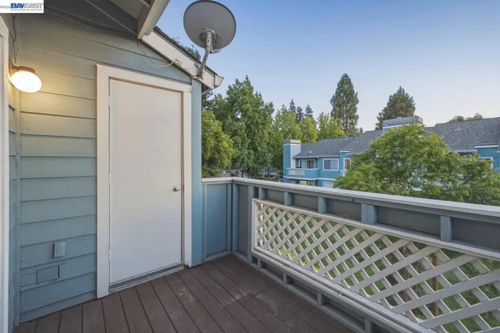 1511 Four Oaks Cir San Jose, CA 95131