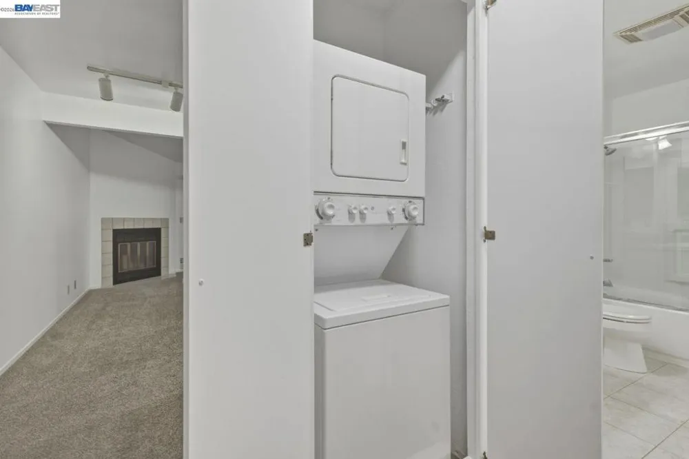 1511 Four Oaks Cir San Jose, CA 95131