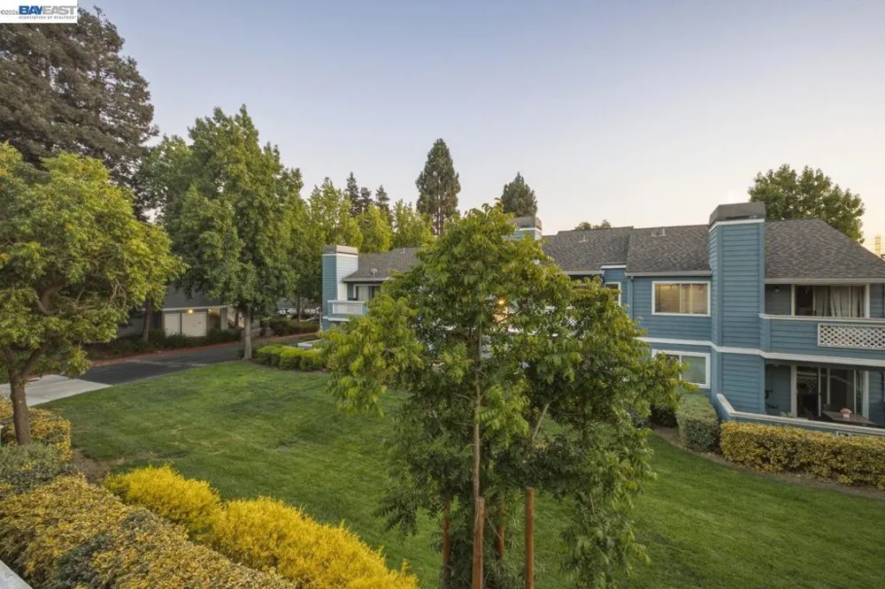 1511 Four Oaks Cir San Jose, CA 95131
