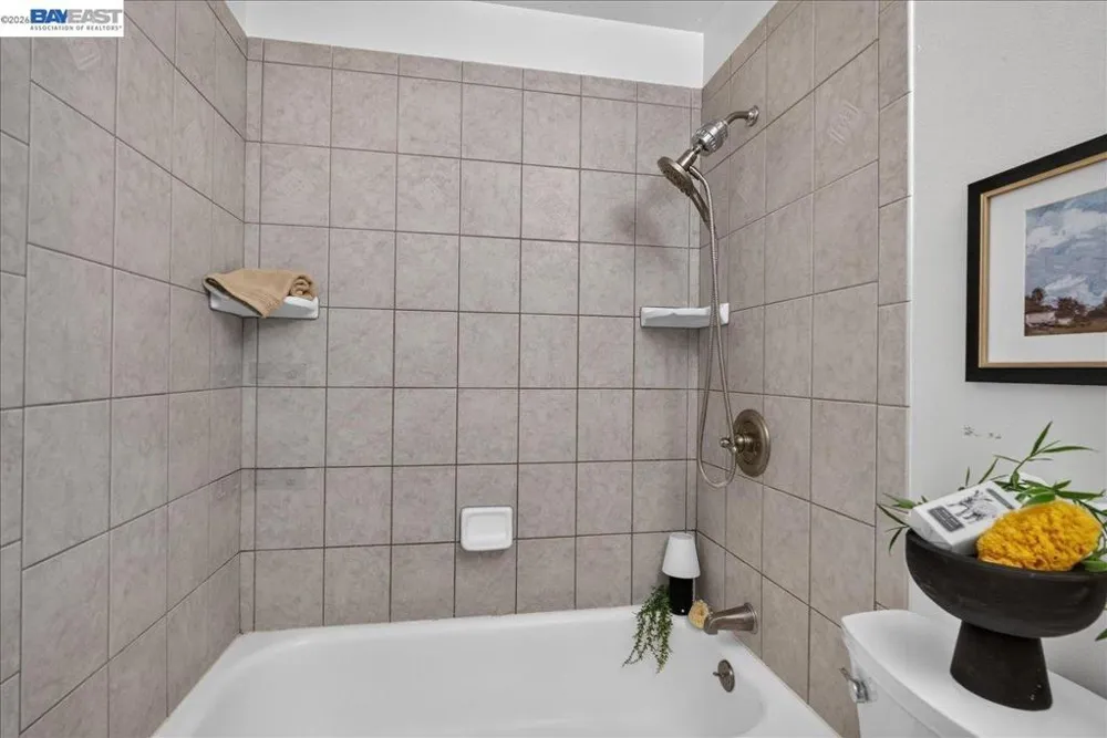 8172 Arroyo Dr #3 Pleasanton, CA 94588