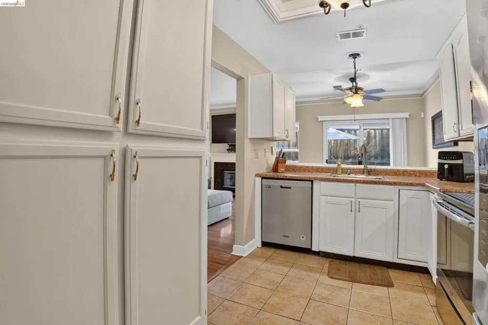 113 Harris Cir Bay Point, CA 94565