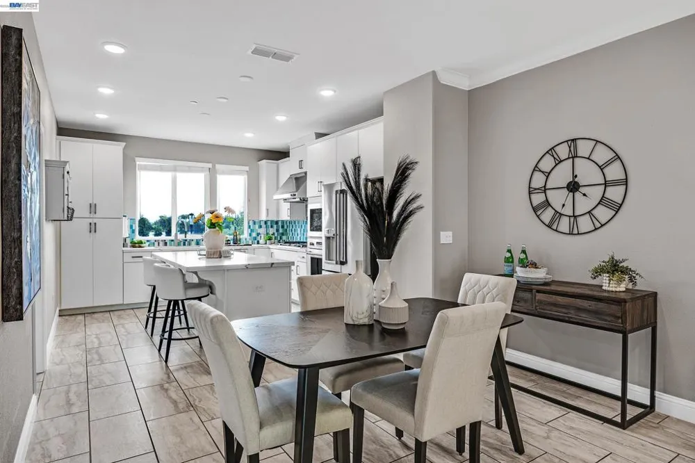 3415 Zenith Ave Dublin, CA 94568