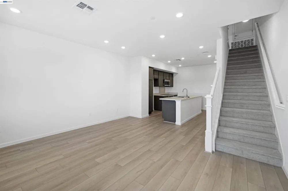 3818 Norbridge Ave Castro Valley, CA 94546