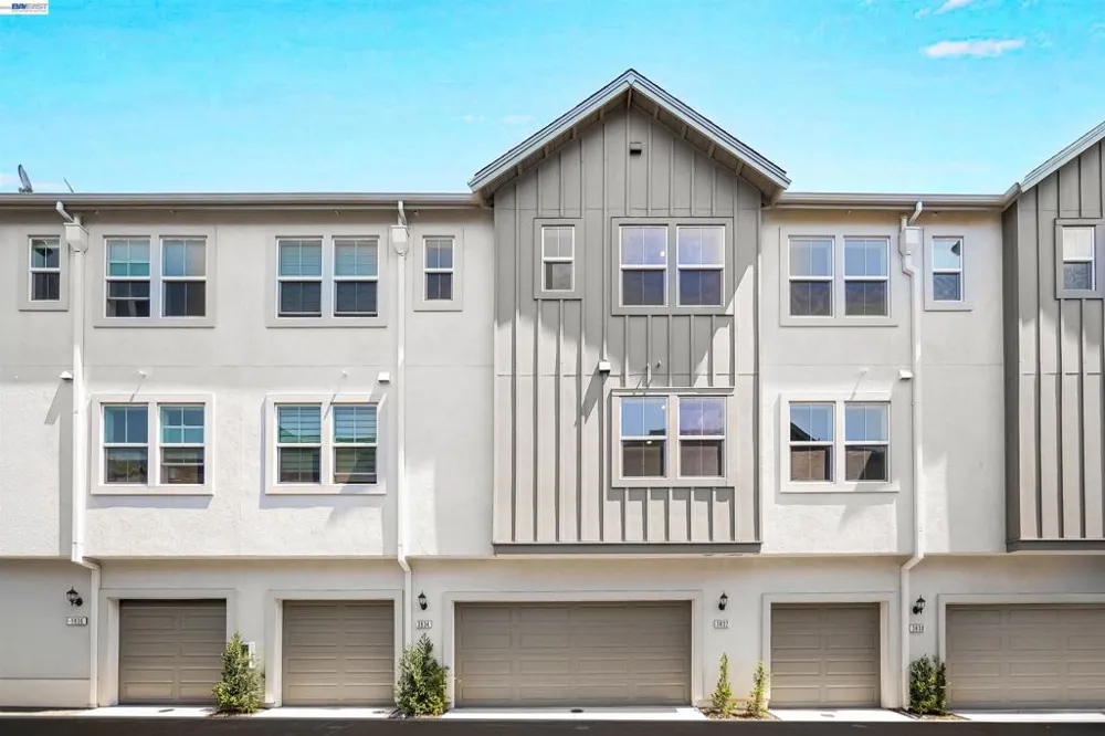3818 Norbridge Ave Castro Valley, CA 94546
