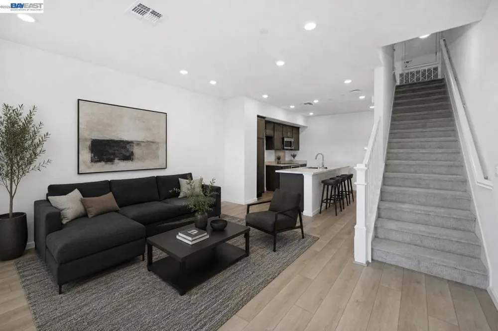 3818 Norbridge Ave Castro Valley, CA 94546