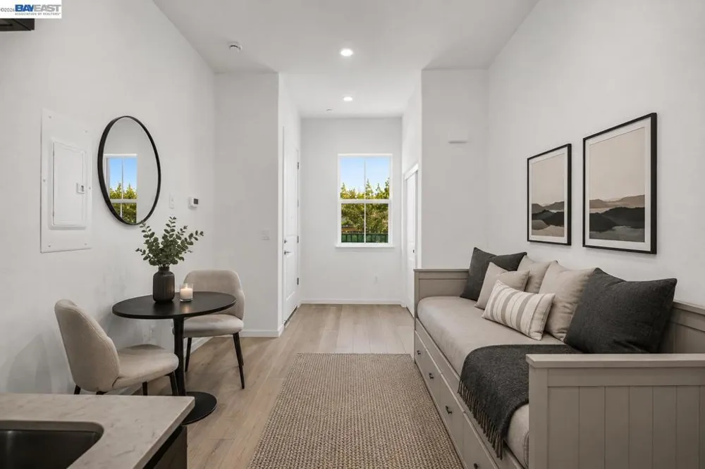 3818 Norbridge Ave Castro Valley, CA 94546