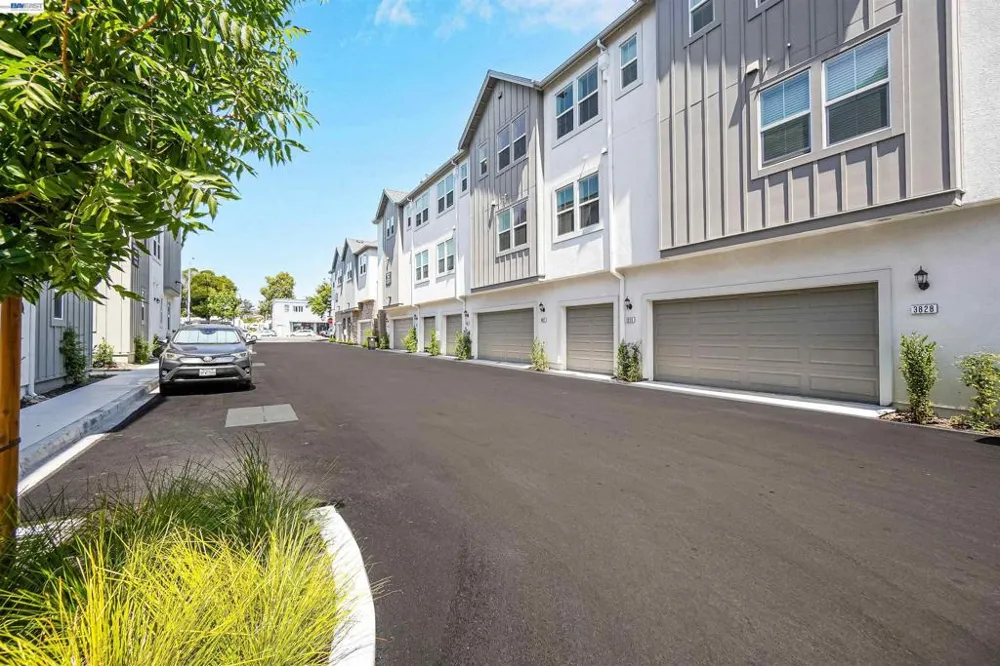 3818 Norbridge Ave Castro Valley, CA 94546