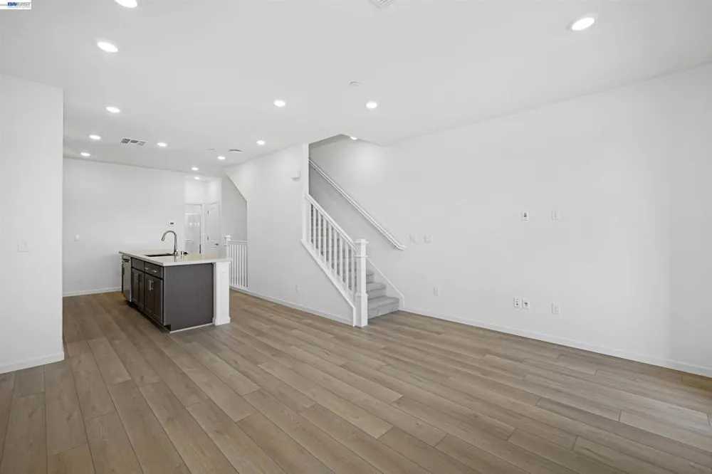 3818 Norbridge Ave Castro Valley, CA 94546