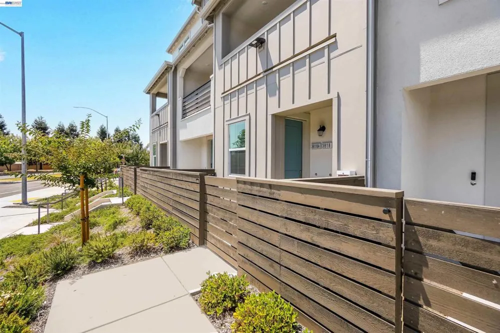 3818 Norbridge Ave Castro Valley, CA 94546