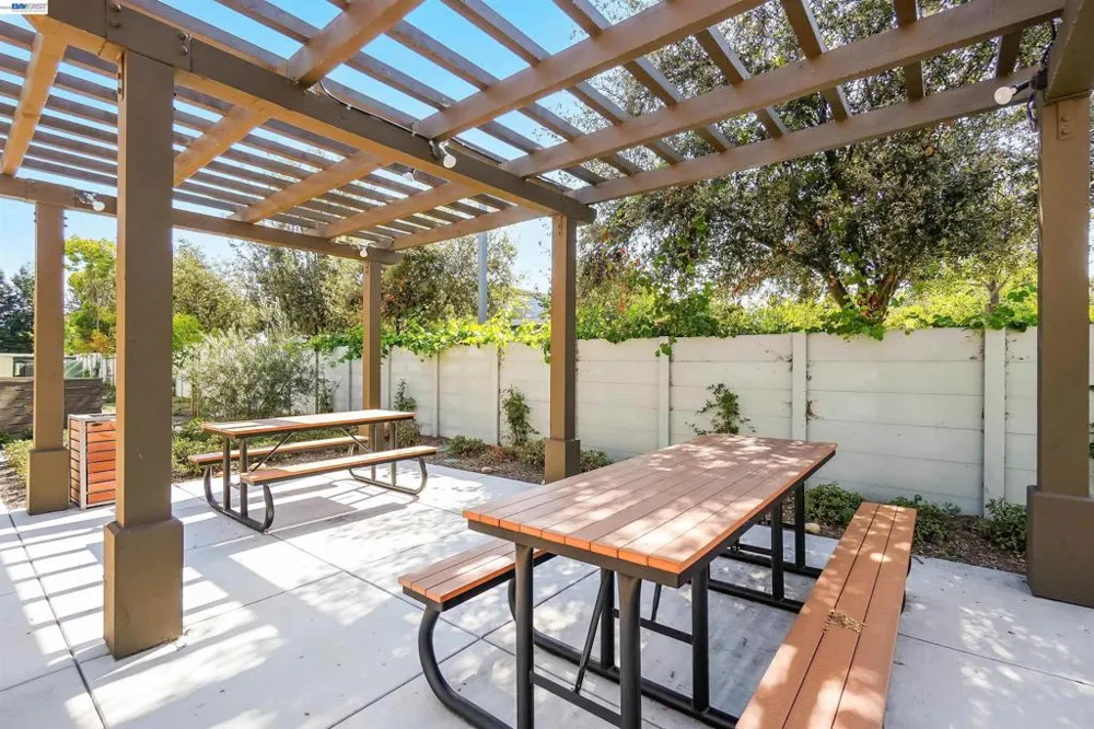 3818 Norbridge Ave Castro Valley, CA 94546