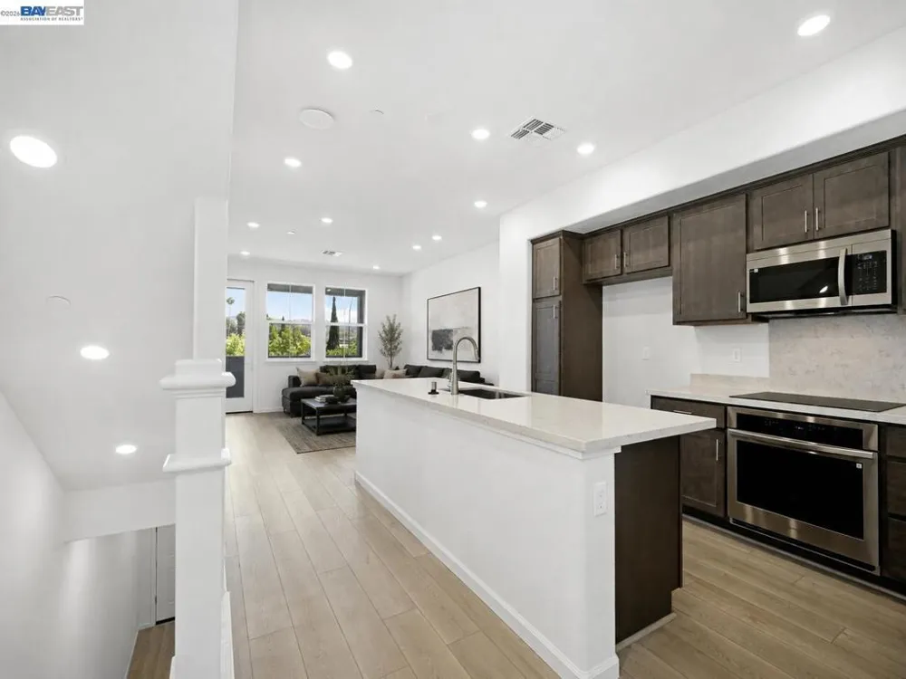 3818 Norbridge Ave Castro Valley, CA 94546