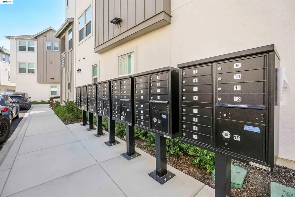 3818 Norbridge Ave Castro Valley, CA 94546