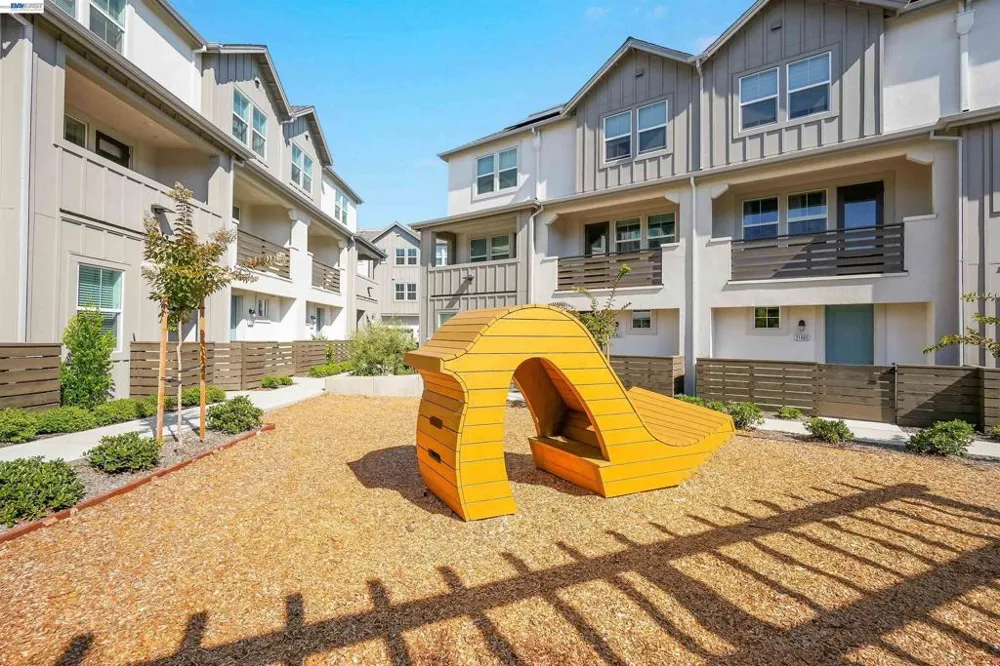 3818 Norbridge Ave Castro Valley, CA 94546